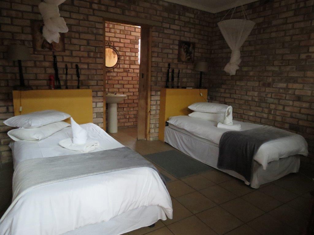 Melissa'S Guest House Kamanjab Dış mekan fotoğraf