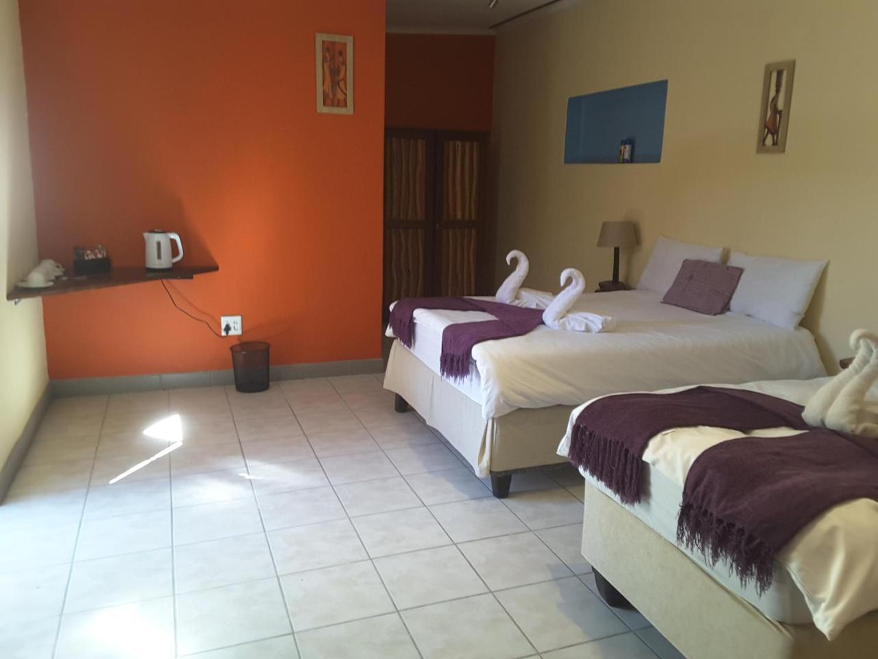 Melissa'S Guest House Kamanjab Dış mekan fotoğraf